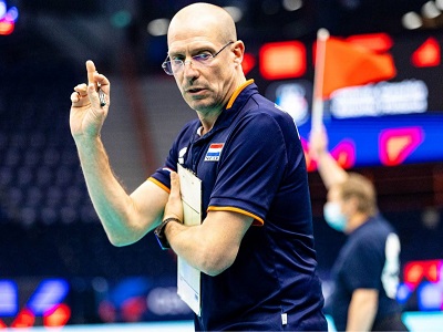 فوری و رسمی:روبرتو پیاتزا سرمربی جدید ایران فوری و رسمی:روبرتو پیاتزا سرمربی جدید ایران