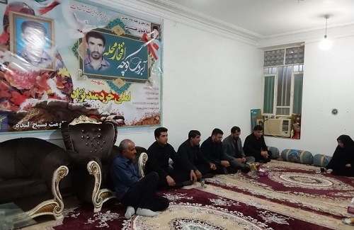 مسئولان قضایی لنده، میهمان صبر و ایثار مادرشهید مسئولان قضایی لنده، میهمان صبر و ایثار مادرشهید
