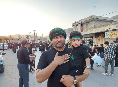 سنگ تمام مردم لنده بر تاسوعای حسینی سنگ تمام مردم لنده بر تاسوعای حسینی